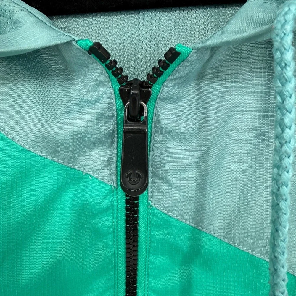 TRUE‎ RELIGION COLORBLOCK MESH-LINED WINDBREAKER MEDIUM